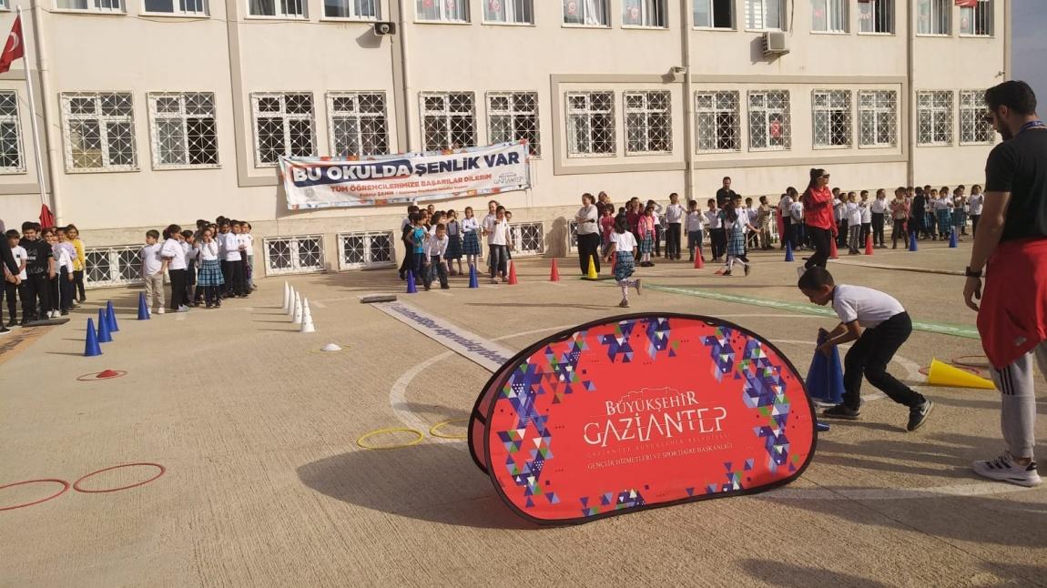 Gaziantep Büyükşehir Belediyesinin bu okulda şenlik var projesi